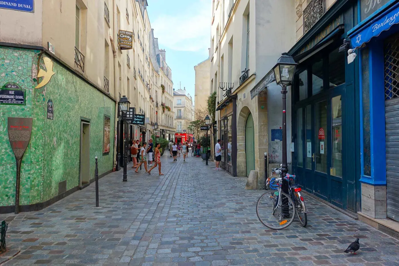 Le Marais, historic and hip, Paris, photo 2