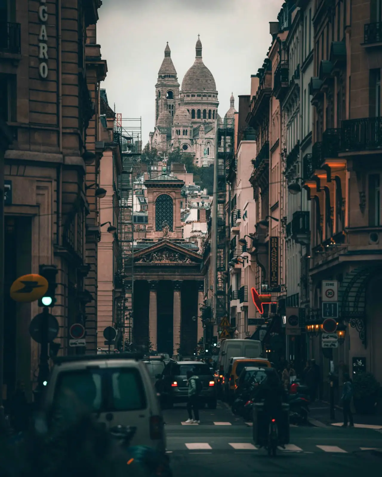 Montmartre, the village of artists, Paris, photo 2