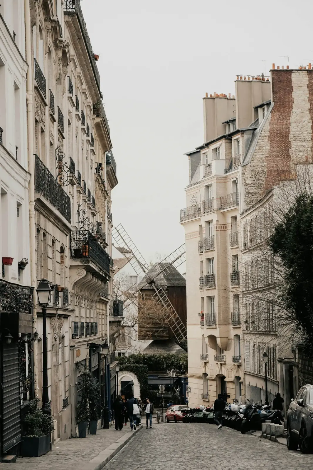 Montmartre, the village of artists, Paris, photo 3