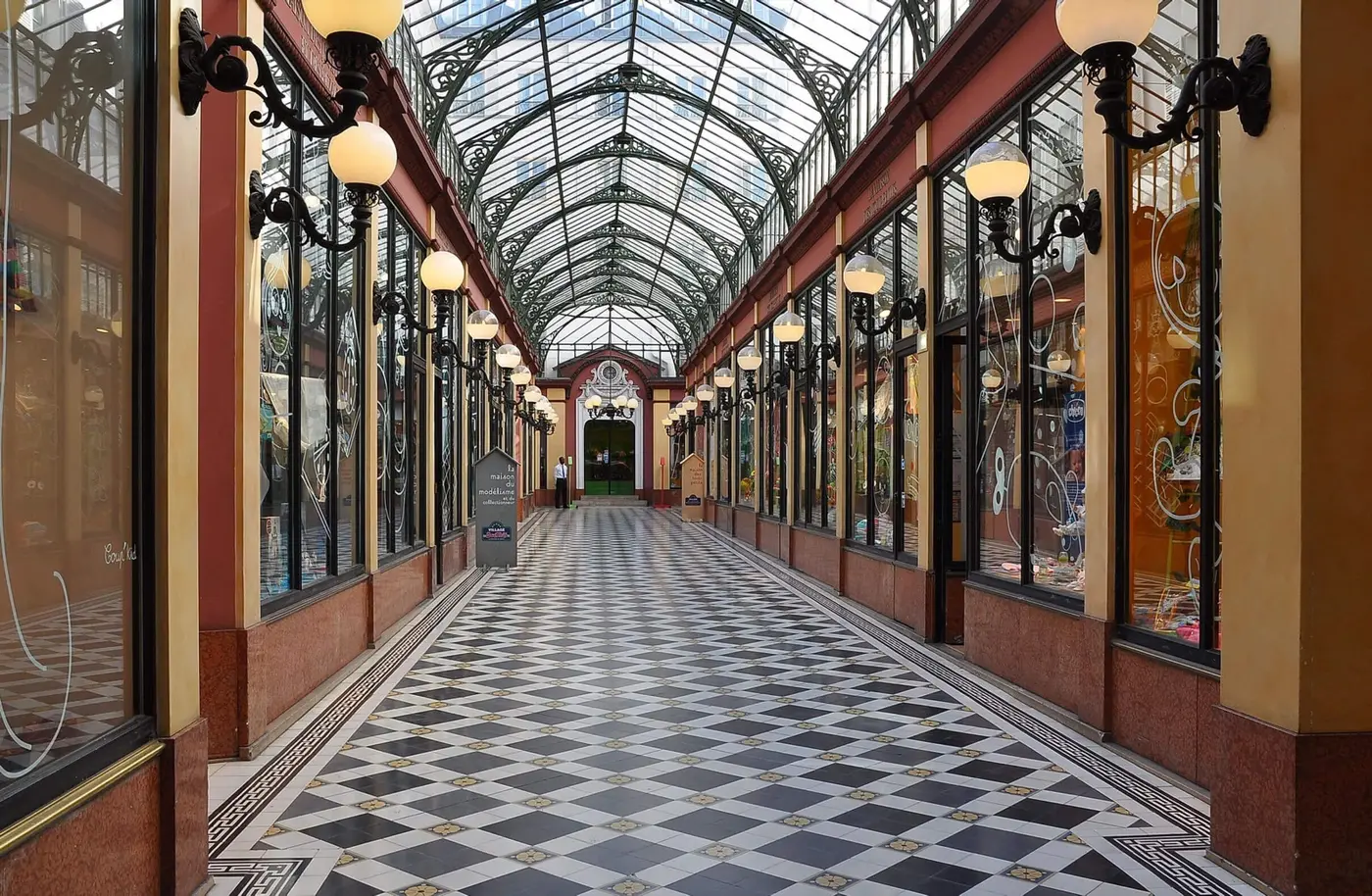 The covered passages, charming and unusual, Grands Boulevards, Paris, photo 3